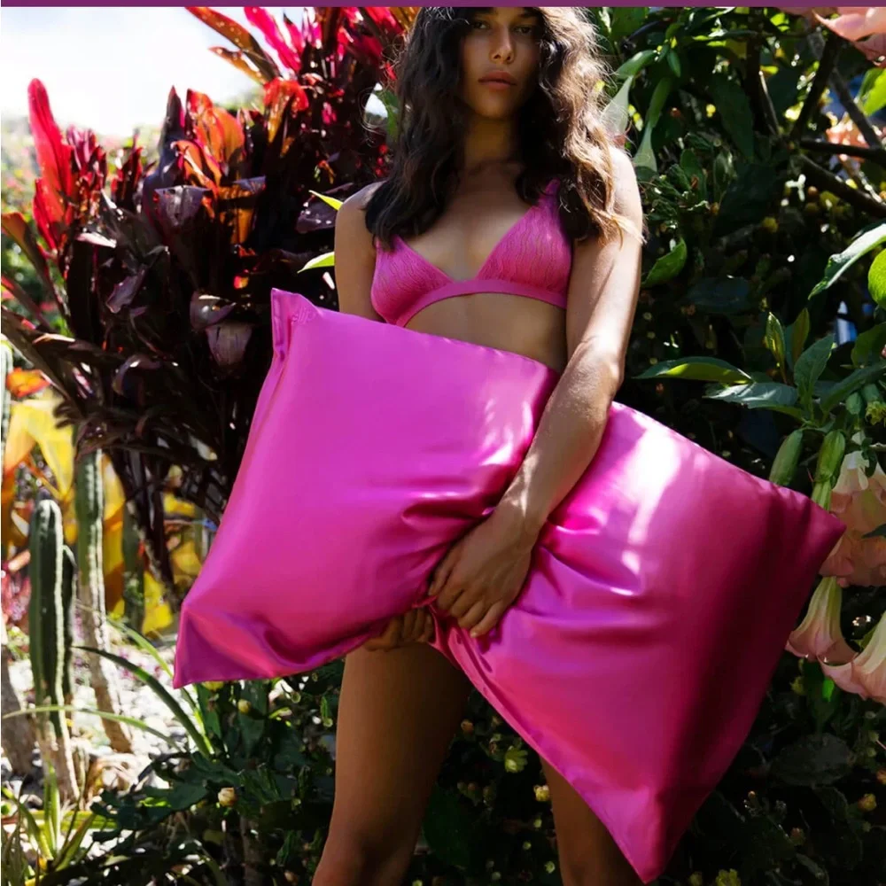 Slip® x Alice + Olivia Pure Silk Pillowcase Queen - Peony Fuchsia Hot Pink - Picture 1 of 8